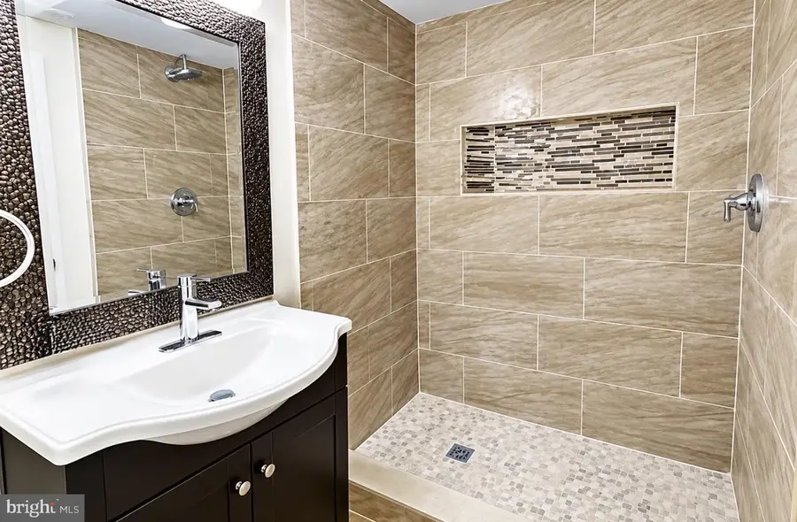 4409 Romlon St #104, Beltsville, MD 20705 - #2