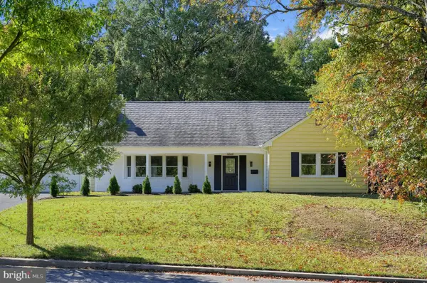 8703 Graystone Ln, LAUREL, MD 20708