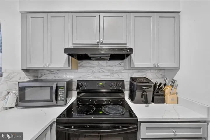 8608 Brae Brooke Dr, Lanham, MD 20706 - #2