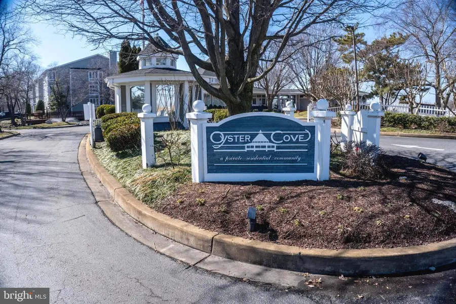 902 Oyster Cove Dr, Grasonville, MD 21638 - #2