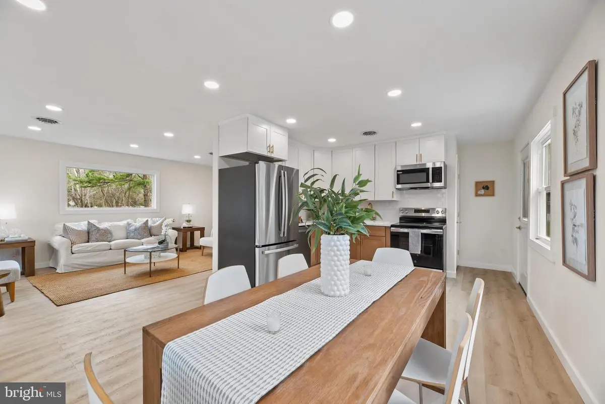 9401 Romancoke Rd, Stevensville, MD 21666 - #1