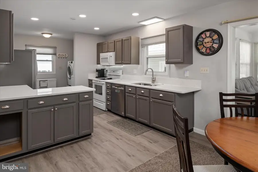702 Dixon Dr, Stevensville, MD 21666 - #2