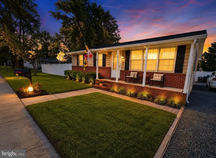 458 Railroad Ave, Centreville, MD 21617 - #2