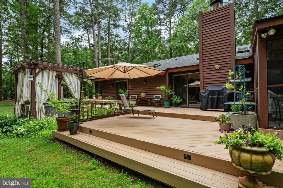 121 Eareckson Ln, Stevensville, MD 21666 - #3