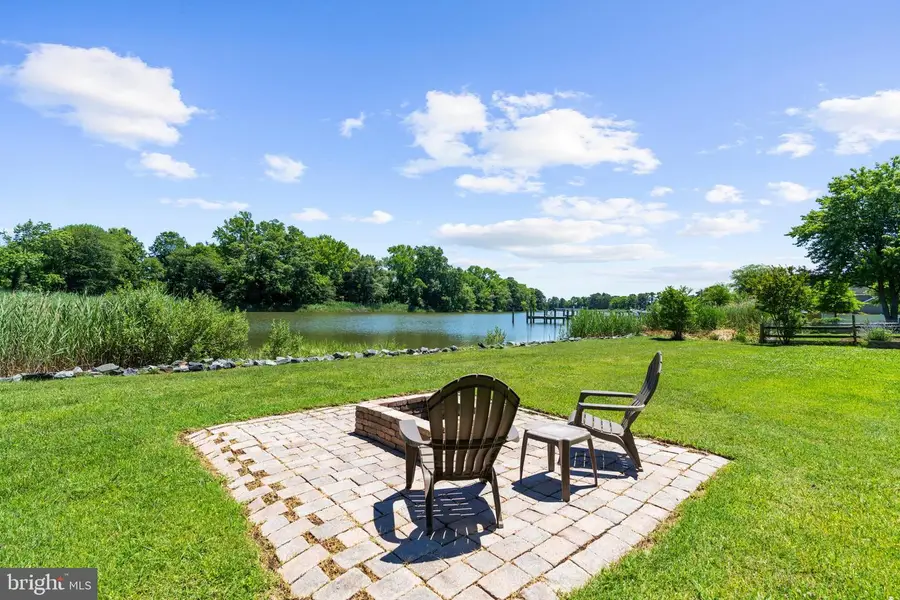 205 Riverside Dr, Chester, MD 21619 - #2