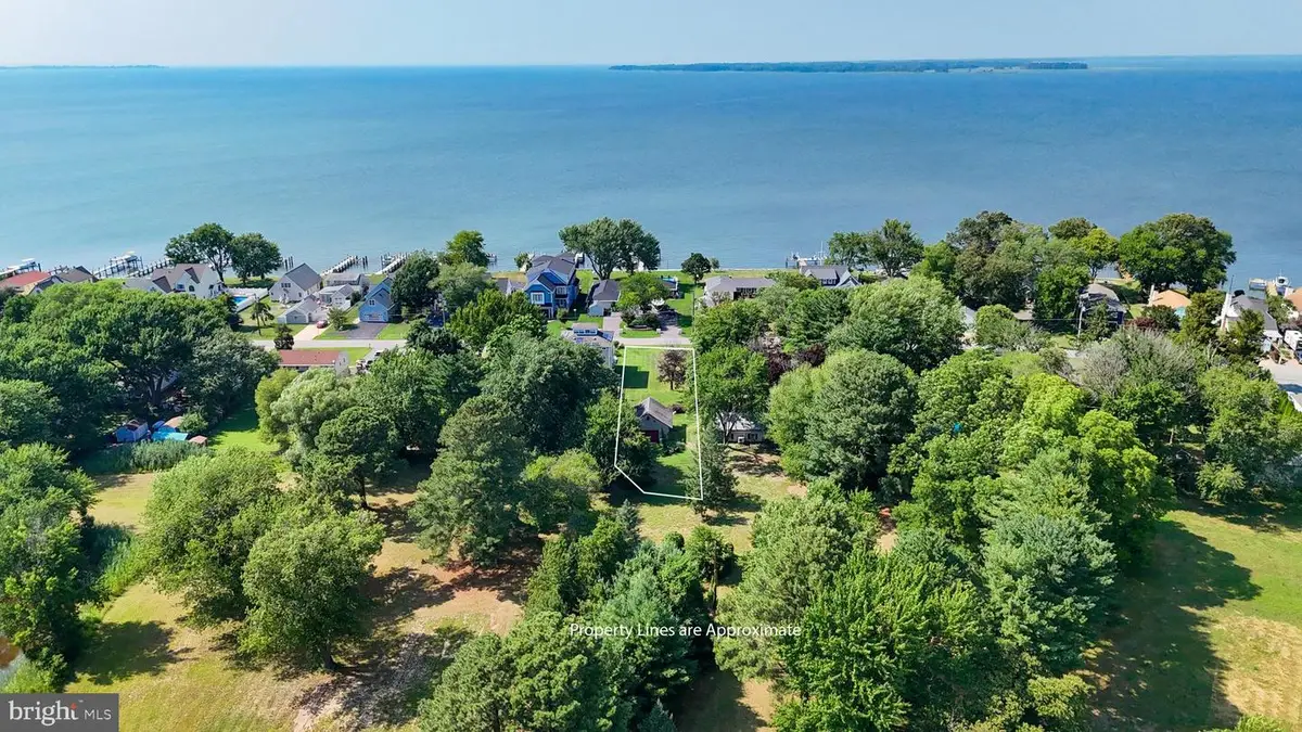 903 Chester River Dr, Grasonville, MD 21638 - #1