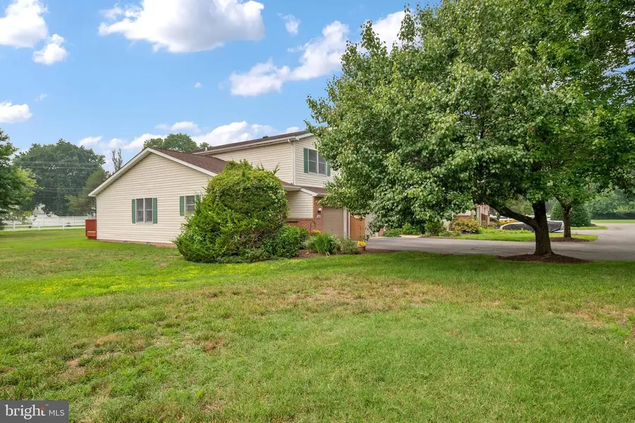2004 Bridgepointe Dr, Chester, MD 21619 - #2