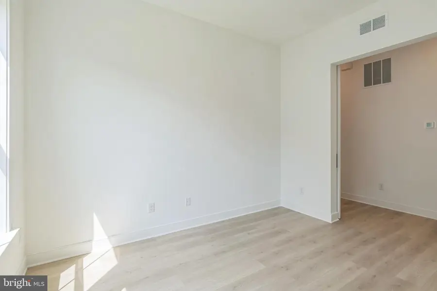 216 Kingfisher Ln, Chester, MD 21619 - #3