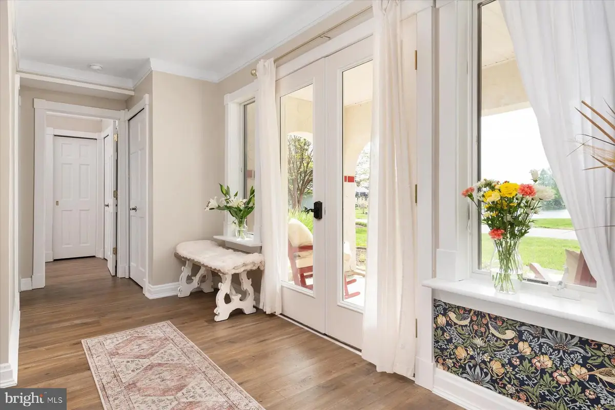 1-f Queen Victoria Ct, Chester, MD 21619 - #1