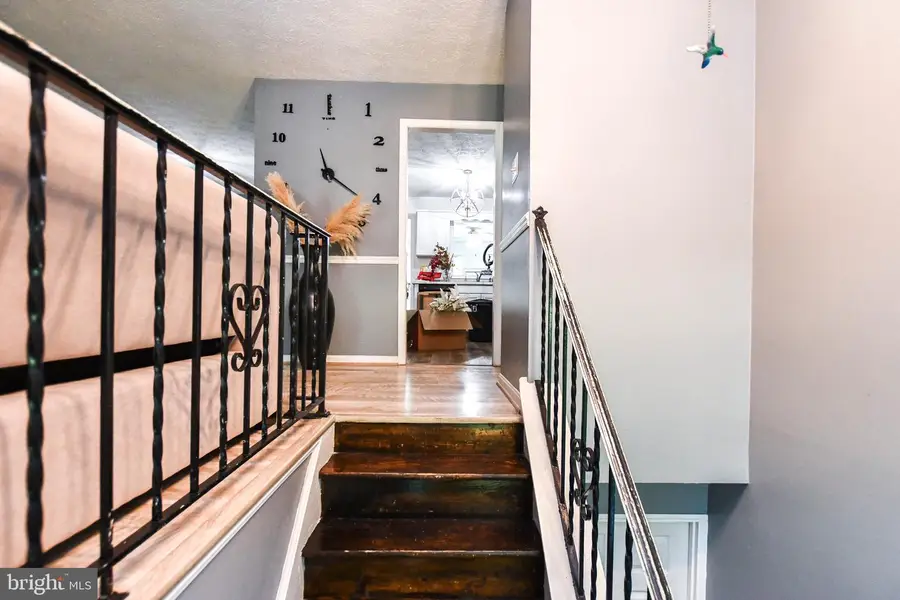 30130 Huntt Rd, Mechanicsville, MD 20659 - Image #2