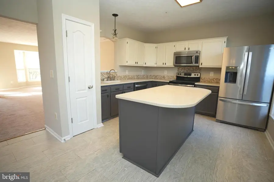 48409 Surfside Dr, Lexington Park, MD 20653 - Image #3