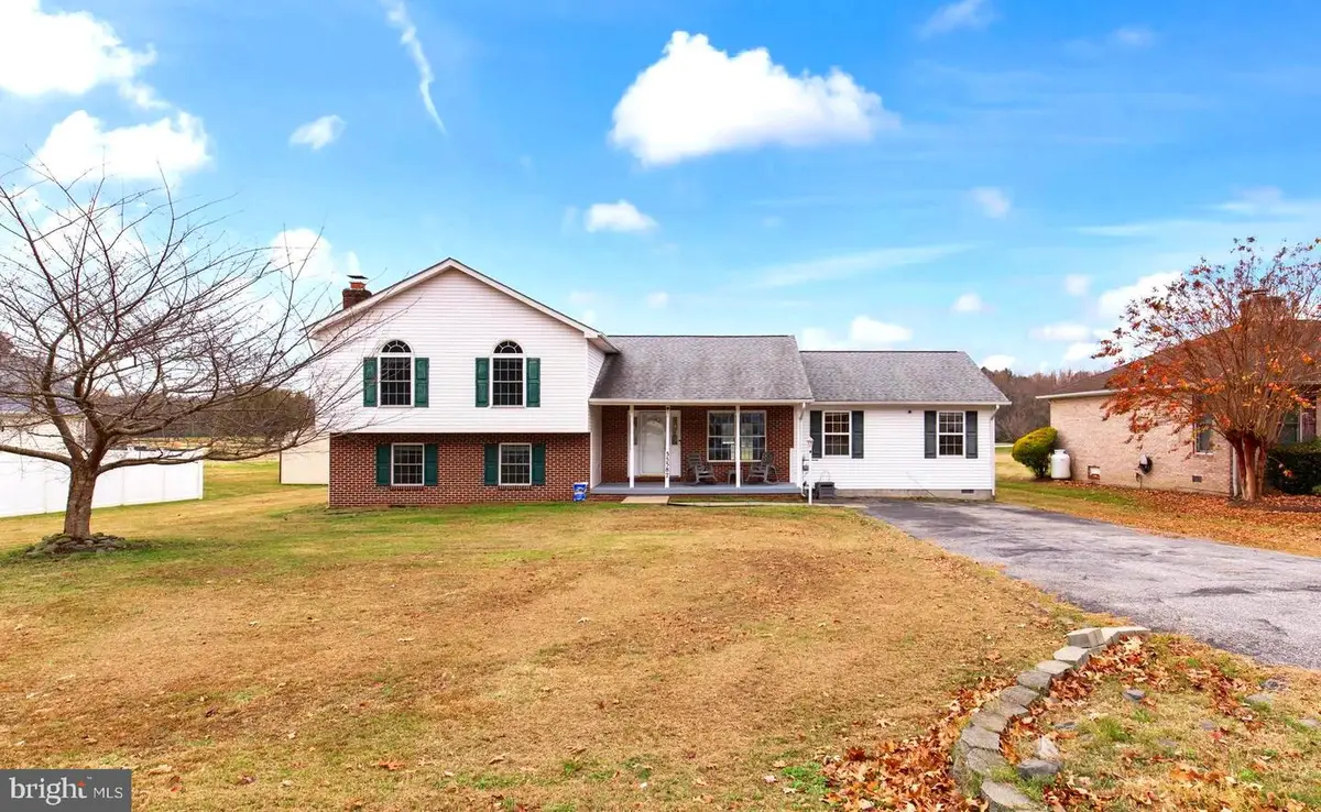 35587 Golf Course Dr, Mechanicsville, MD 20659 - Image #1