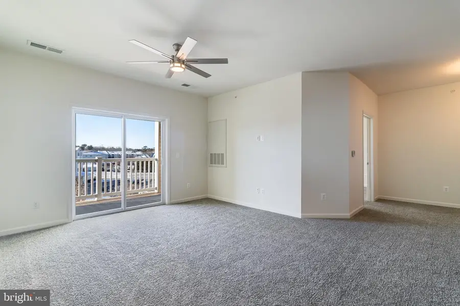 23570 F D R Blvd #401, California, MD 20619 - Image #2