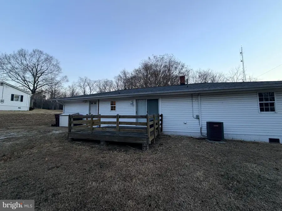 22685 Maddox Rd, Bushwood, MD 20618 - Image #2