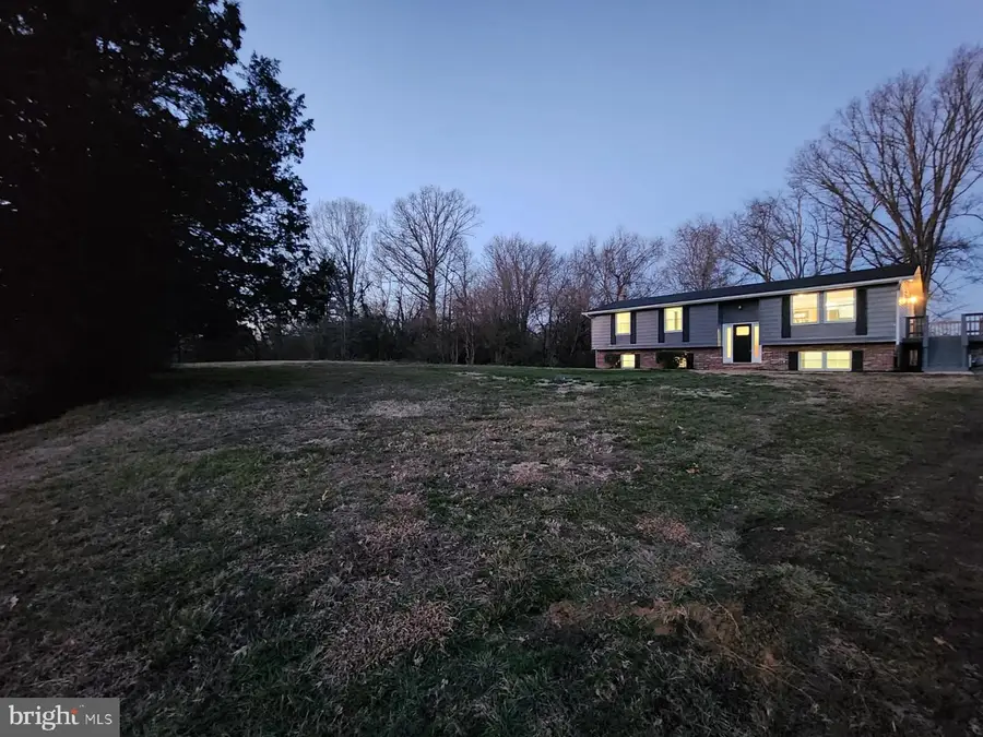 24676 Old Three Notch Rd, Hollywood, MD 20636 - Image #2