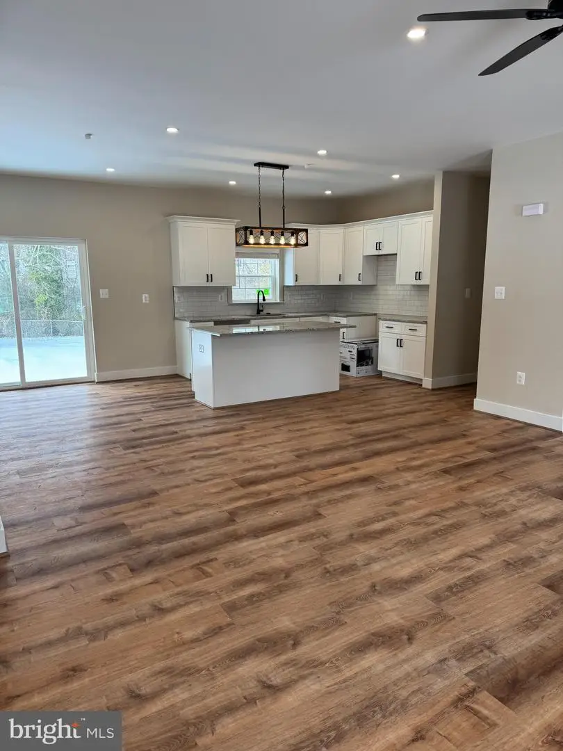 42278 Allison Dr, Mechanicsville, MD 20659 - #2