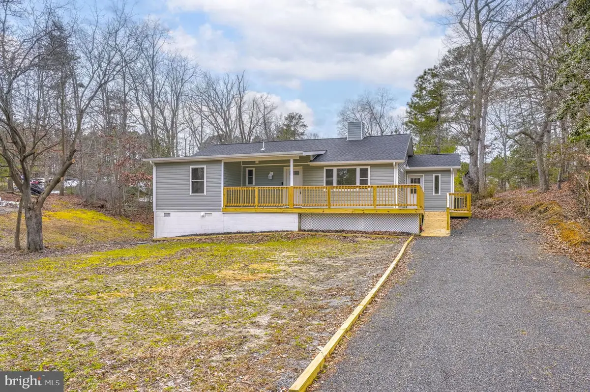 19717 Oak Ct, Lexington Park, MD 20653 - #1