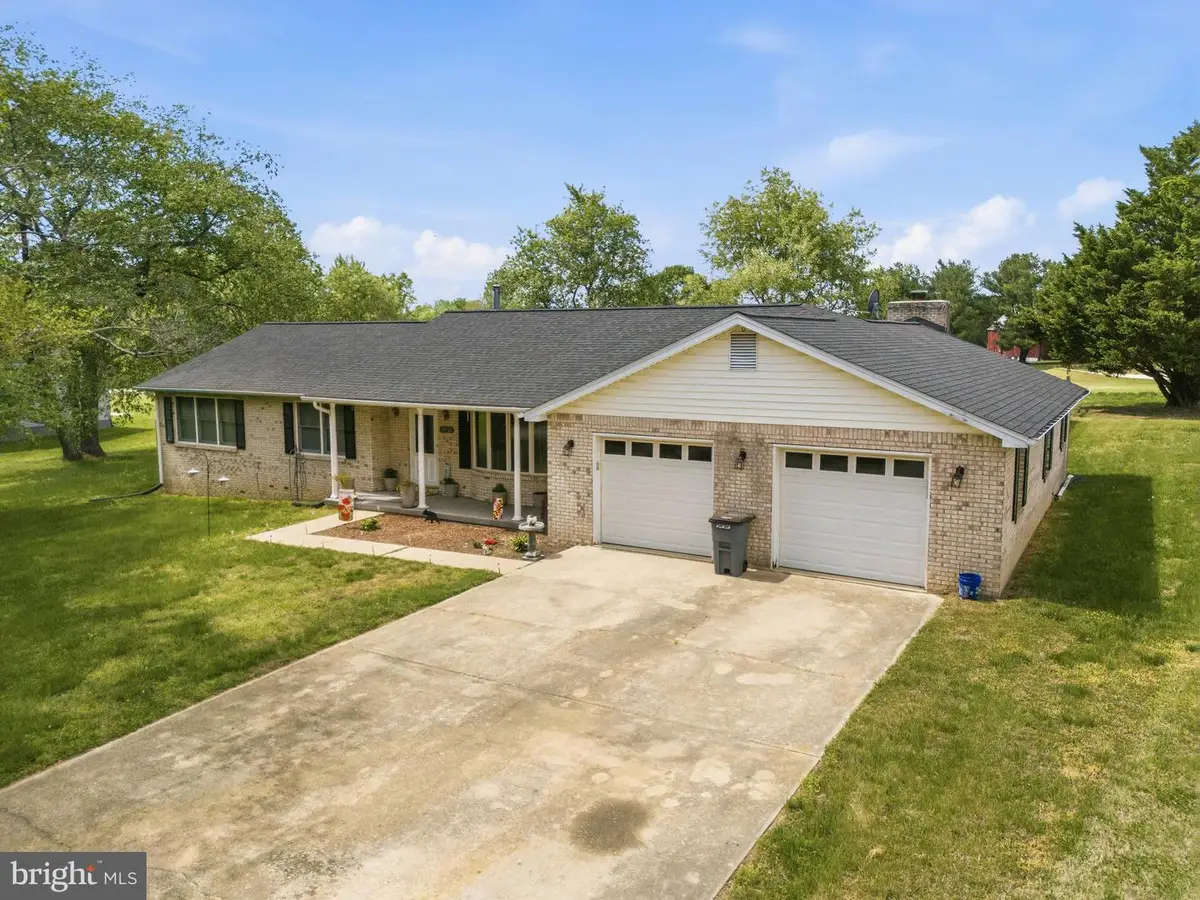 35720 Chief Rd, Mechanicsville, MD 20659 - #1