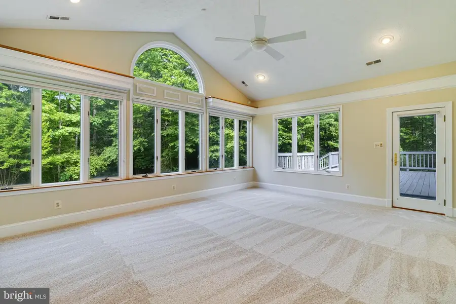 37287 E Lakeland Dr, Mechanicsville, MD 20659 - #2