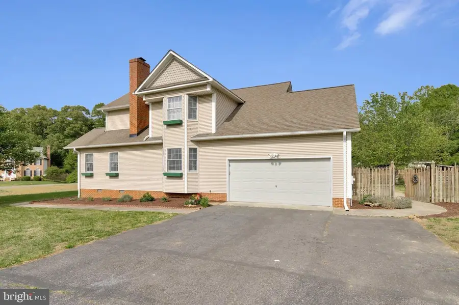 23150 Lake Dr, Lexington Park, MD 20653 - #2