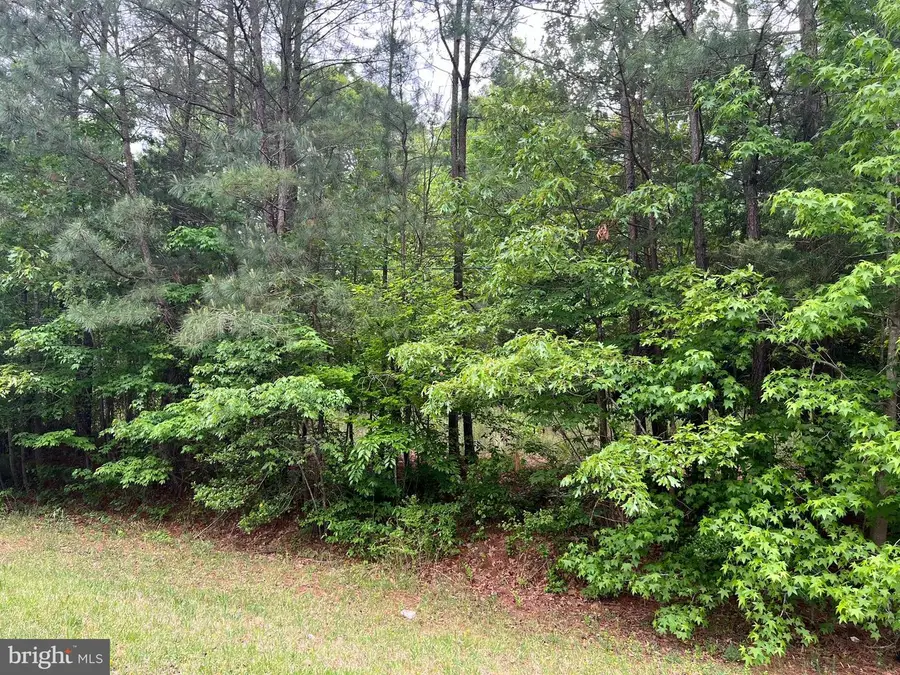18529 Three Notch Rd, Lexington Park, MD 20653 - #2
