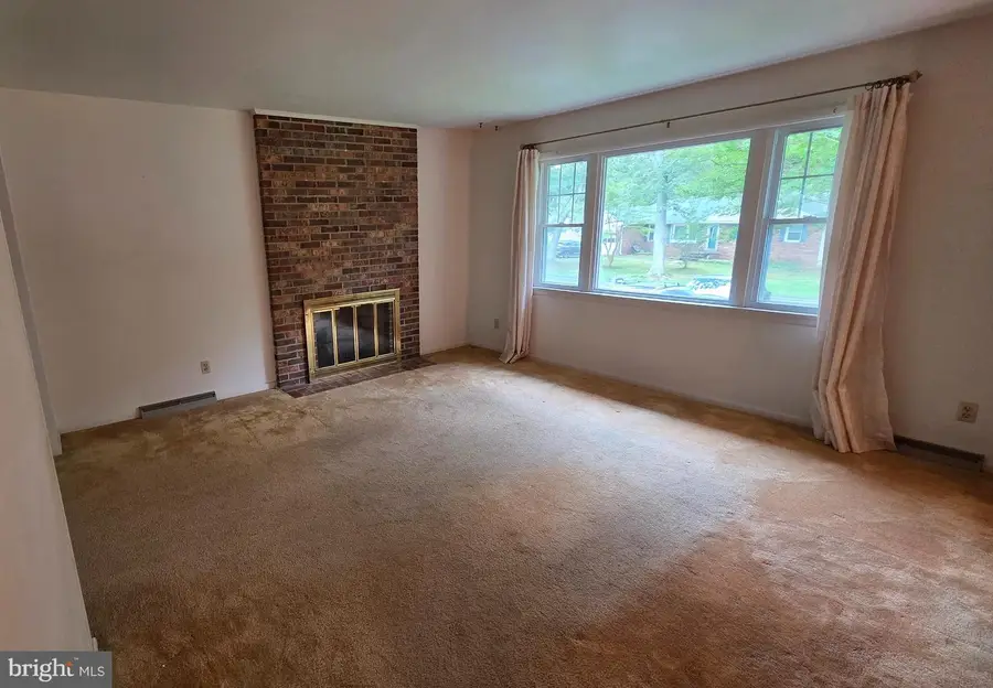 45822 Filmore Dr, Great Mills, MD 20634 - #2