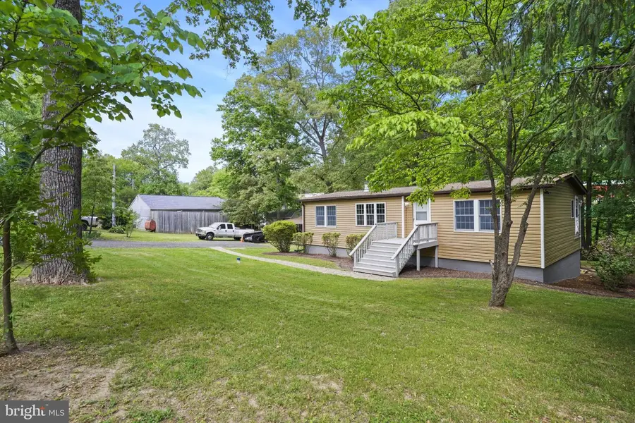 26864 N Oak Ridge Dr S, Mechanicsville, MD 20659 - #2