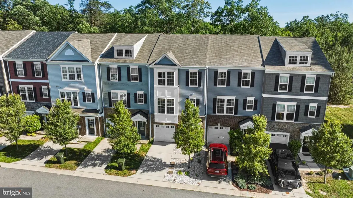 22946 Mountain Laurel Ln, California, MD 20619 - #1