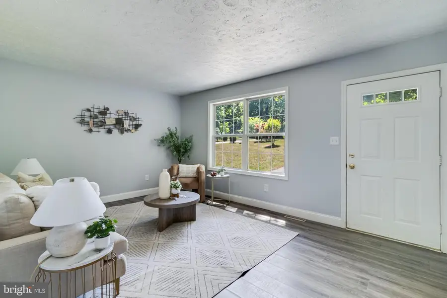 39500 Thomas Dr, Mechanicsville, MD 20659 - #2