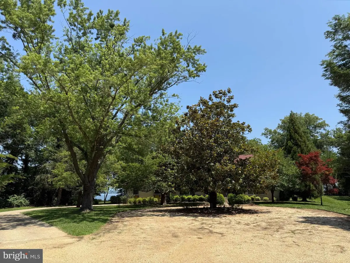 43410 Old Wharf Ln, Hollywood, MD 20636 - #1