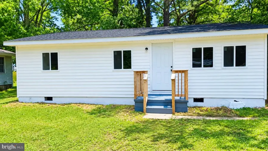 21352 Cambridge Ave, Lexington Park, MD 20653 - #2