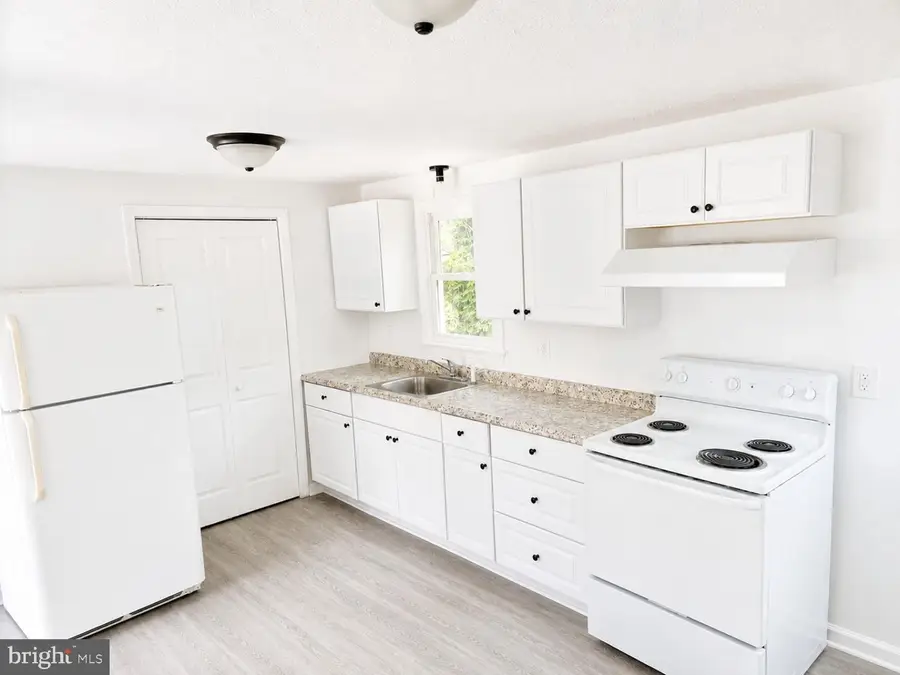 21352 Cambridge Ave, Lexington Park, MD 20653 - #3