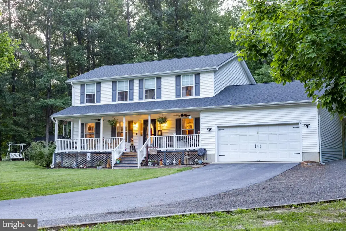 39390 Summitt Hill Dr, Mechanicsville, MD 20659 - #1