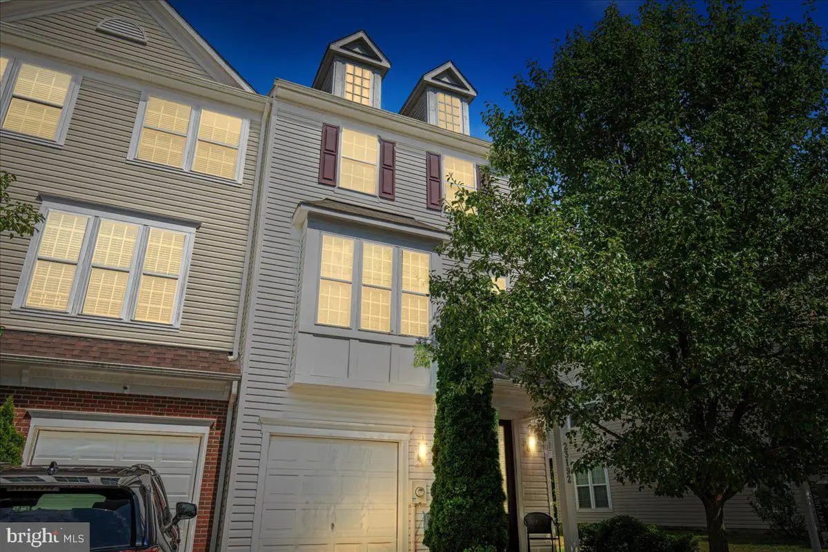 23192 Mountain Laurel Ln, California, MD 20619 - #1