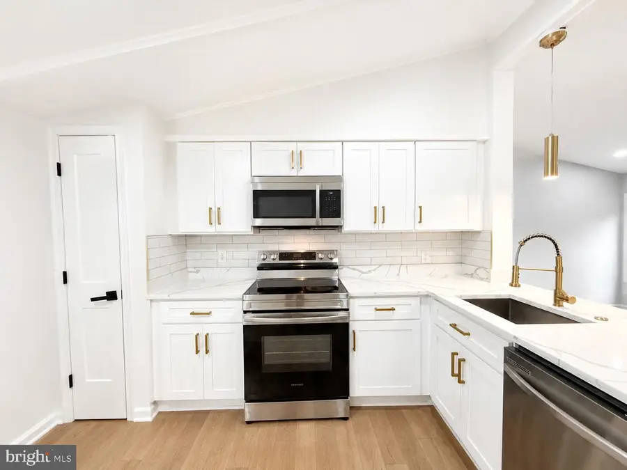 21508 Forest Run Dr, Lexington Park, MD 20653 - #3