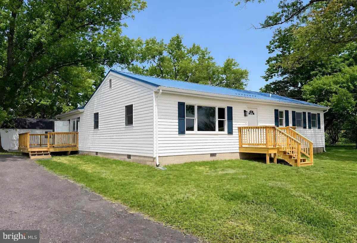 38860 Chaptico Rd, Mechanicsville, MD 20659 - #1