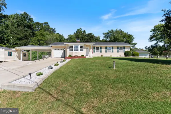 22712 Parkview Dr, CALIFORNIA, MD 20619