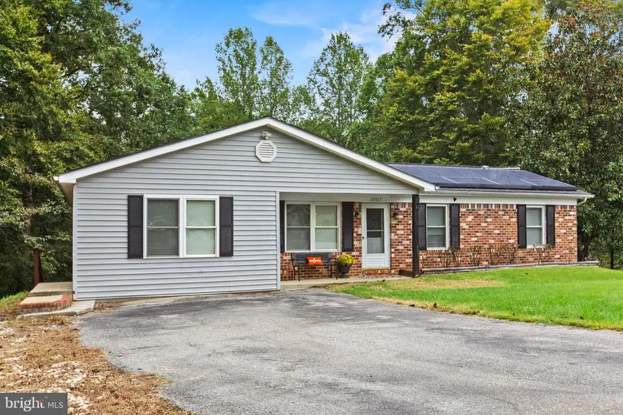 29577 Edison Ct, Mechanicsville, MD 20659 - #2