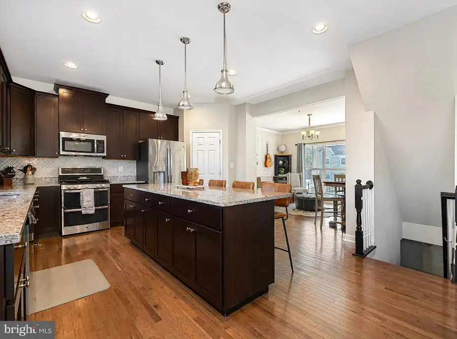 45242 Woodhaven, California, MD 20619 - #2