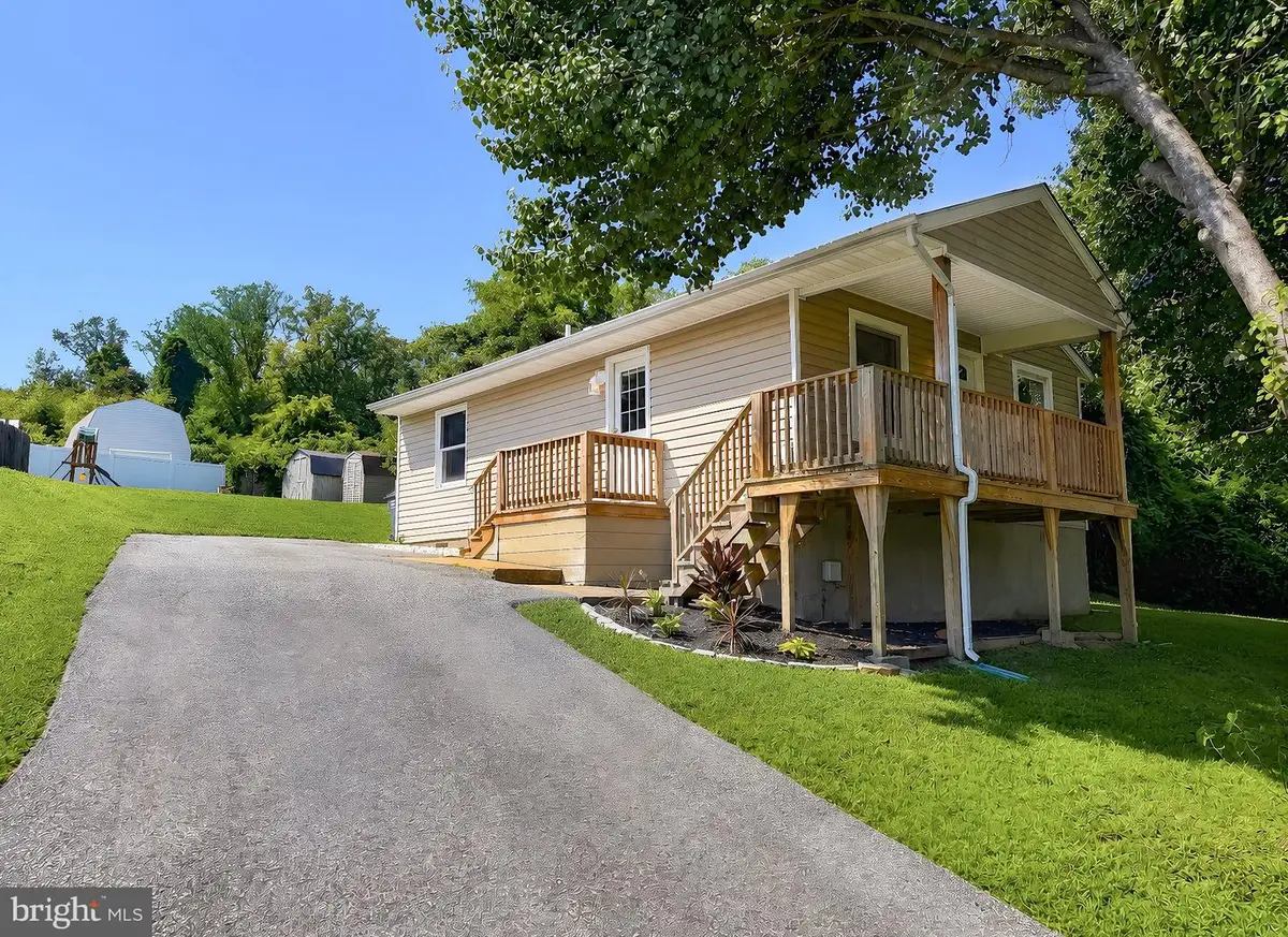 42221 Ridge Rd, Mechanicsville, MD 20659 - #1