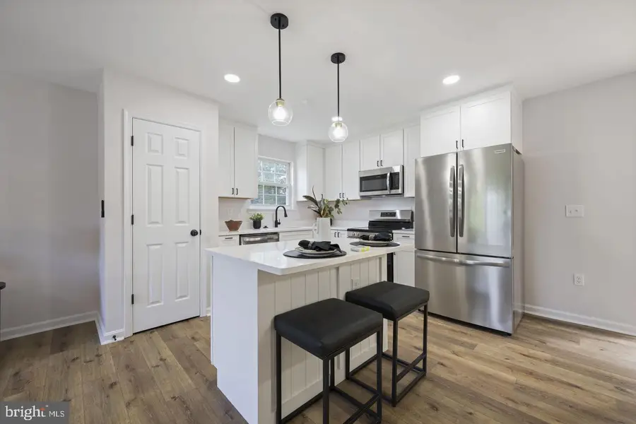 26081 Hills Dr, Mechanicsville, MD 20659 - #3