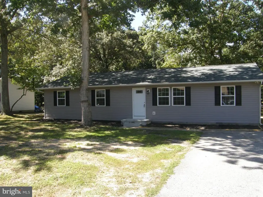 22337 Sandra Ln, California, MD 20619 - #2