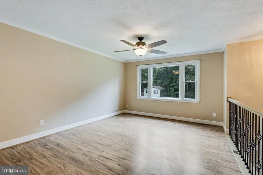 36907 W Lakeland Dr, Mechanicsville, MD 20659 - #3