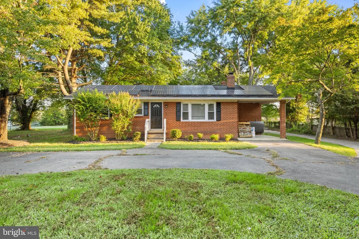 39084 Chaptico Rd, Mechanicsville, MD 20659 - #1