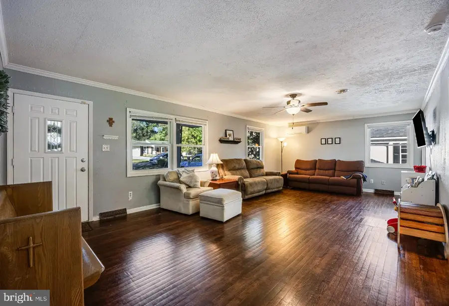 21388 Lynn Dr, Lexington Park, MD 20653 - #3