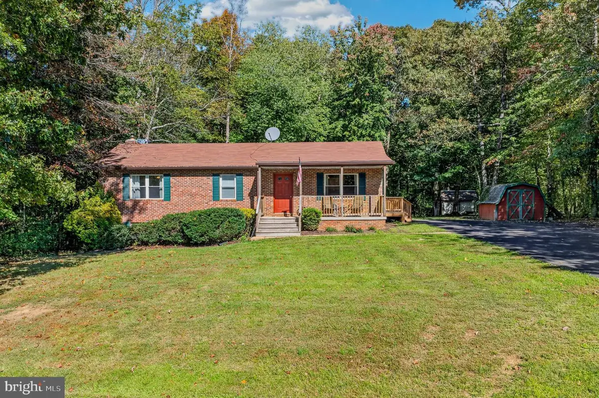 37022 W Spicer Dr, Mechanicsville, MD 20659 - #1