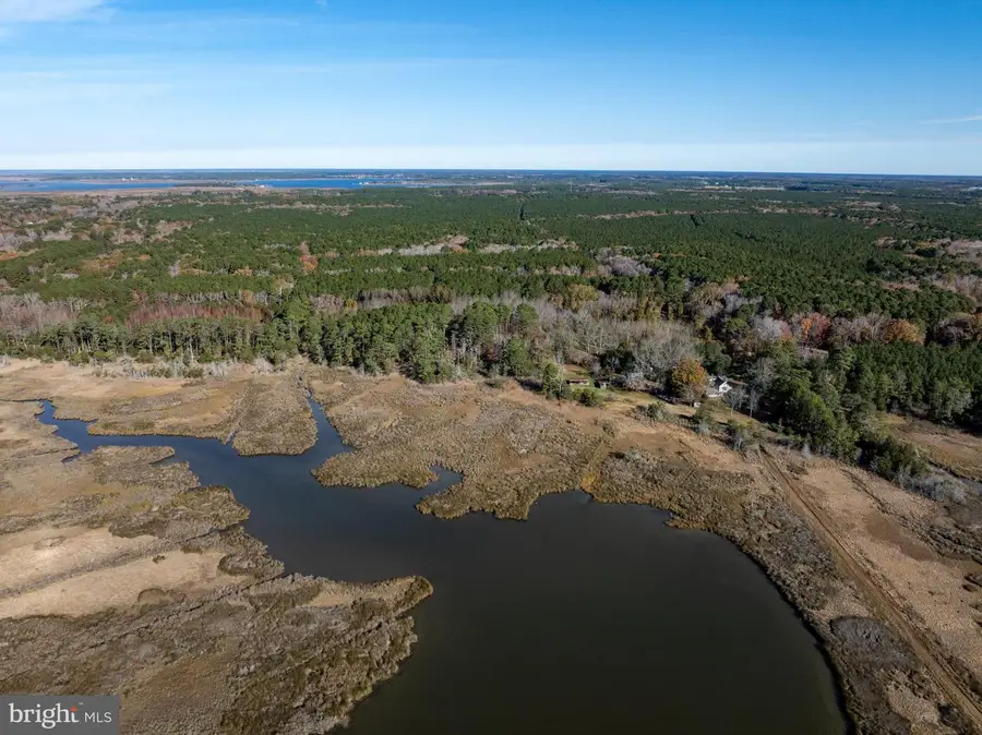 27947 Fairmount Rd, Westover, MD 21871 - Image #2