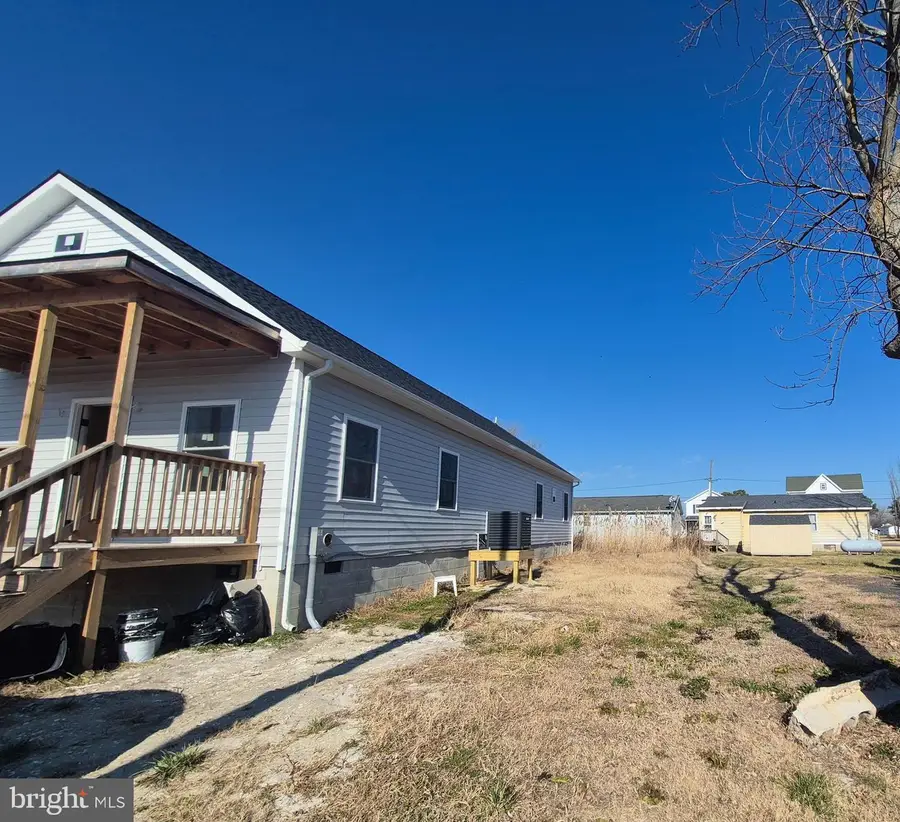314 Locust St, Crisfield, MD 21817 - #3