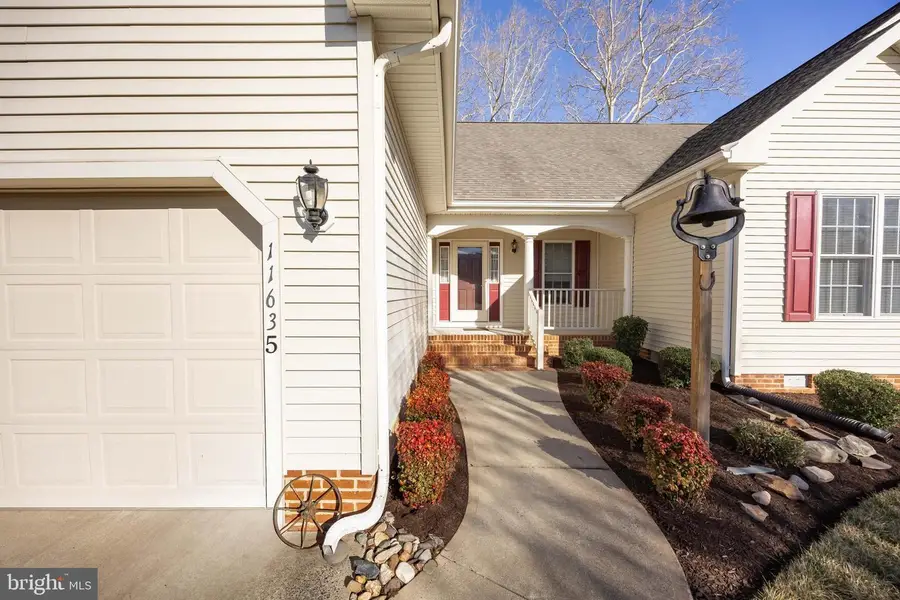 11635 Dennis Dr, Princess Anne, MD 21853 - Image #2