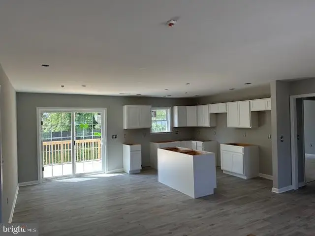 30483 Manor Dr, Princess Anne, MD 21853 - Image #3